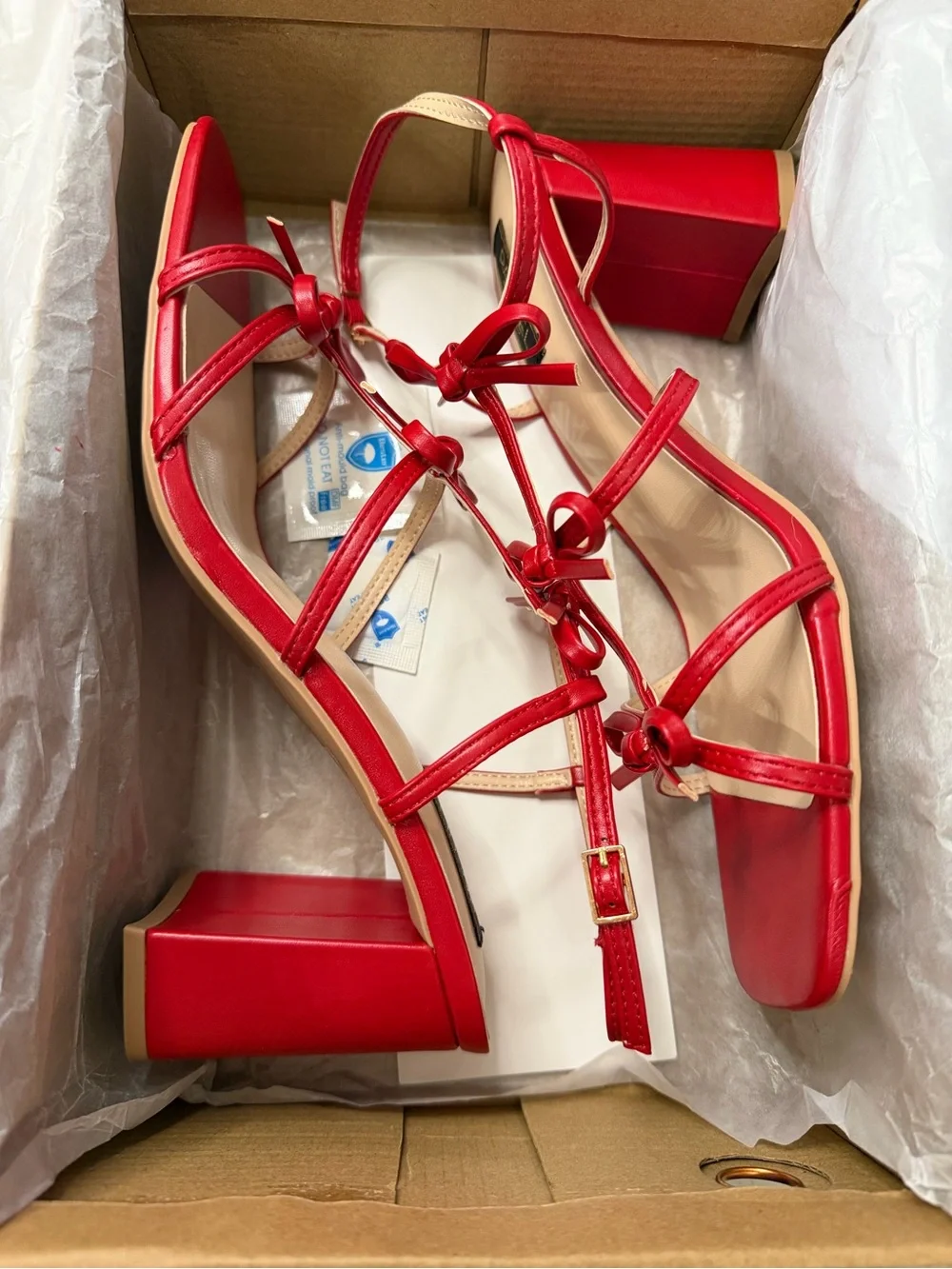 RACHEL Rachel Roy Cologne Bow Block Heel Sandals Red Defect on Heel, Size 9